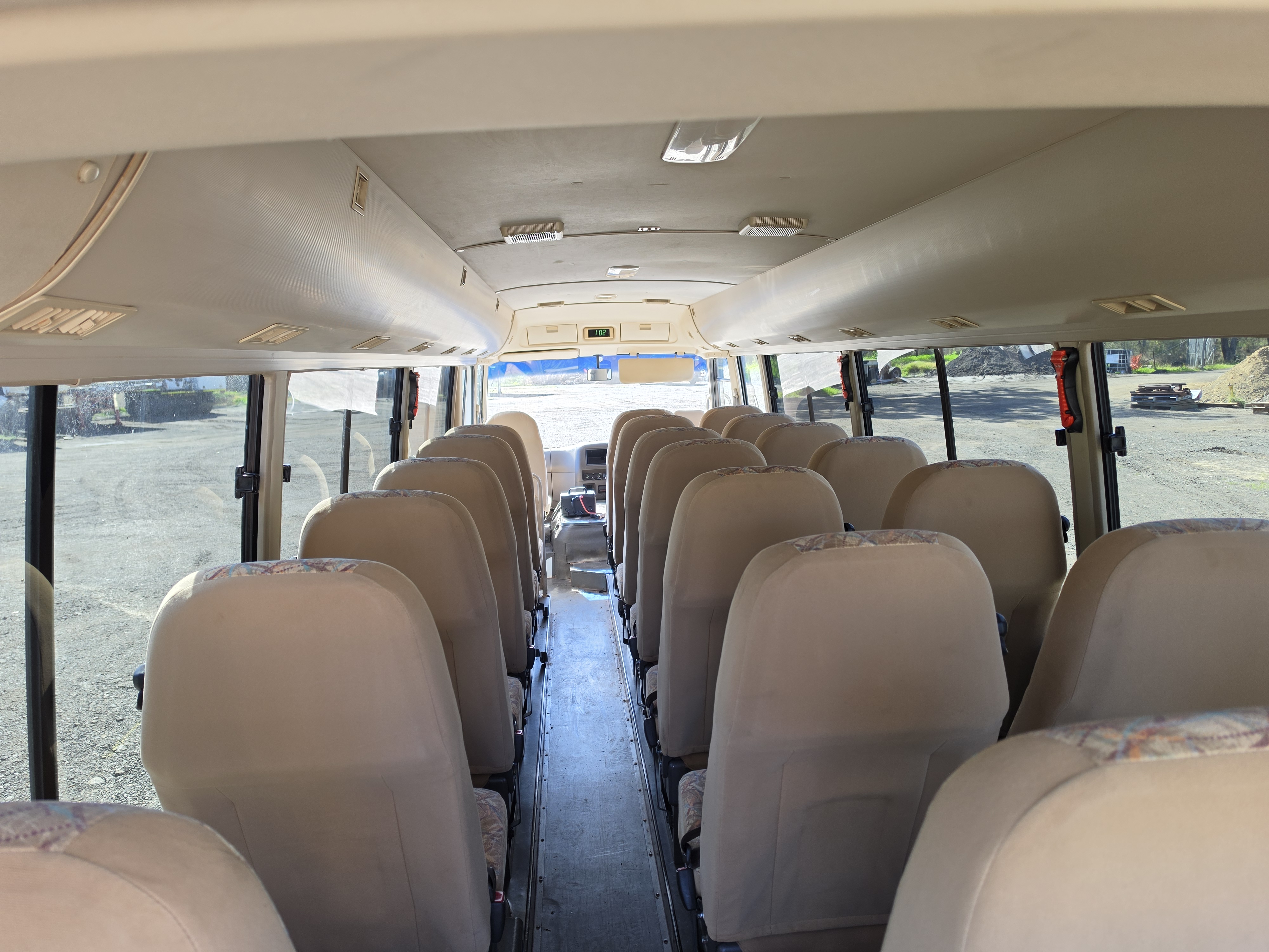2008 Mitsubishi Rosa photo 5